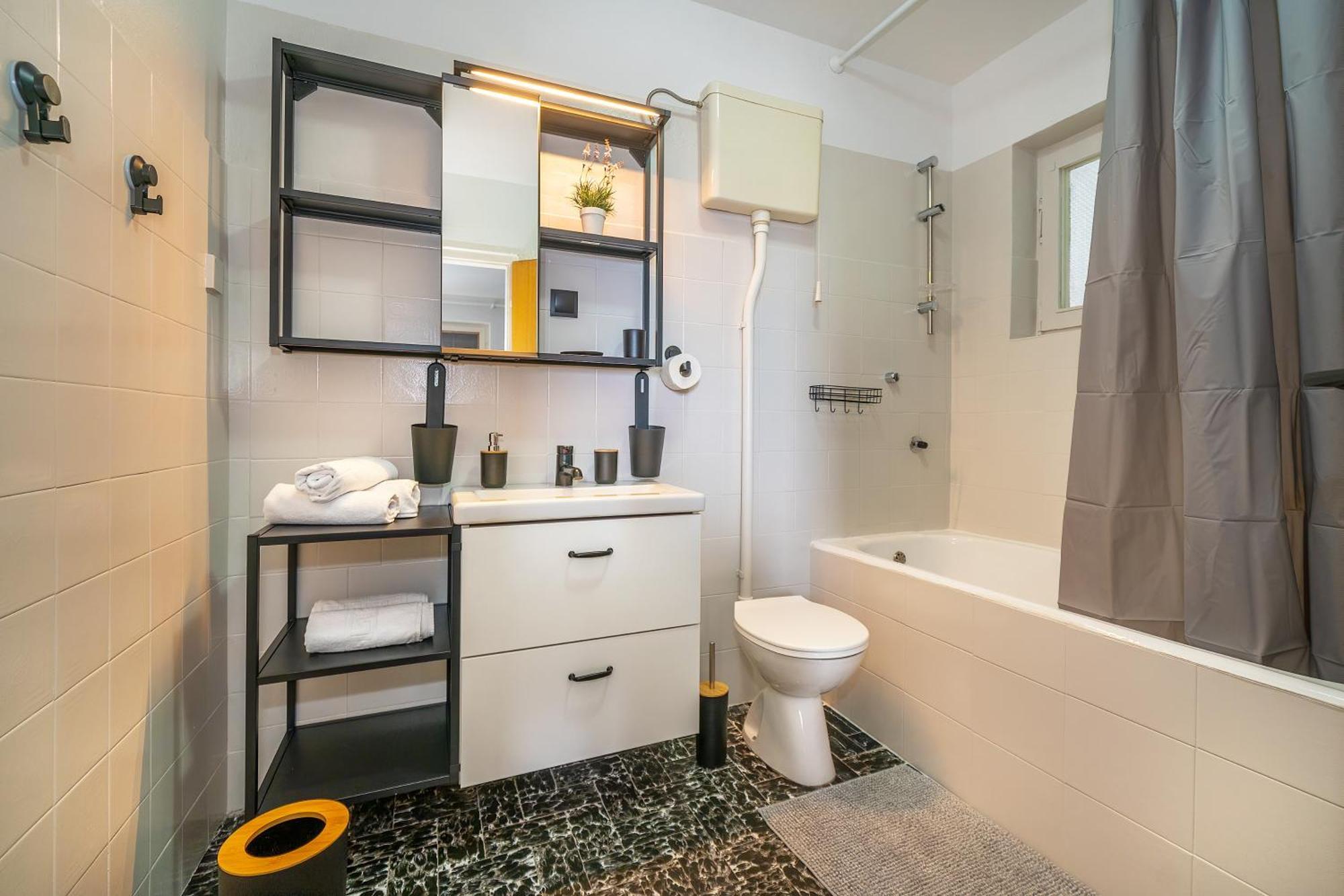 Studio Apartments Gilda Baška Extérieur photo