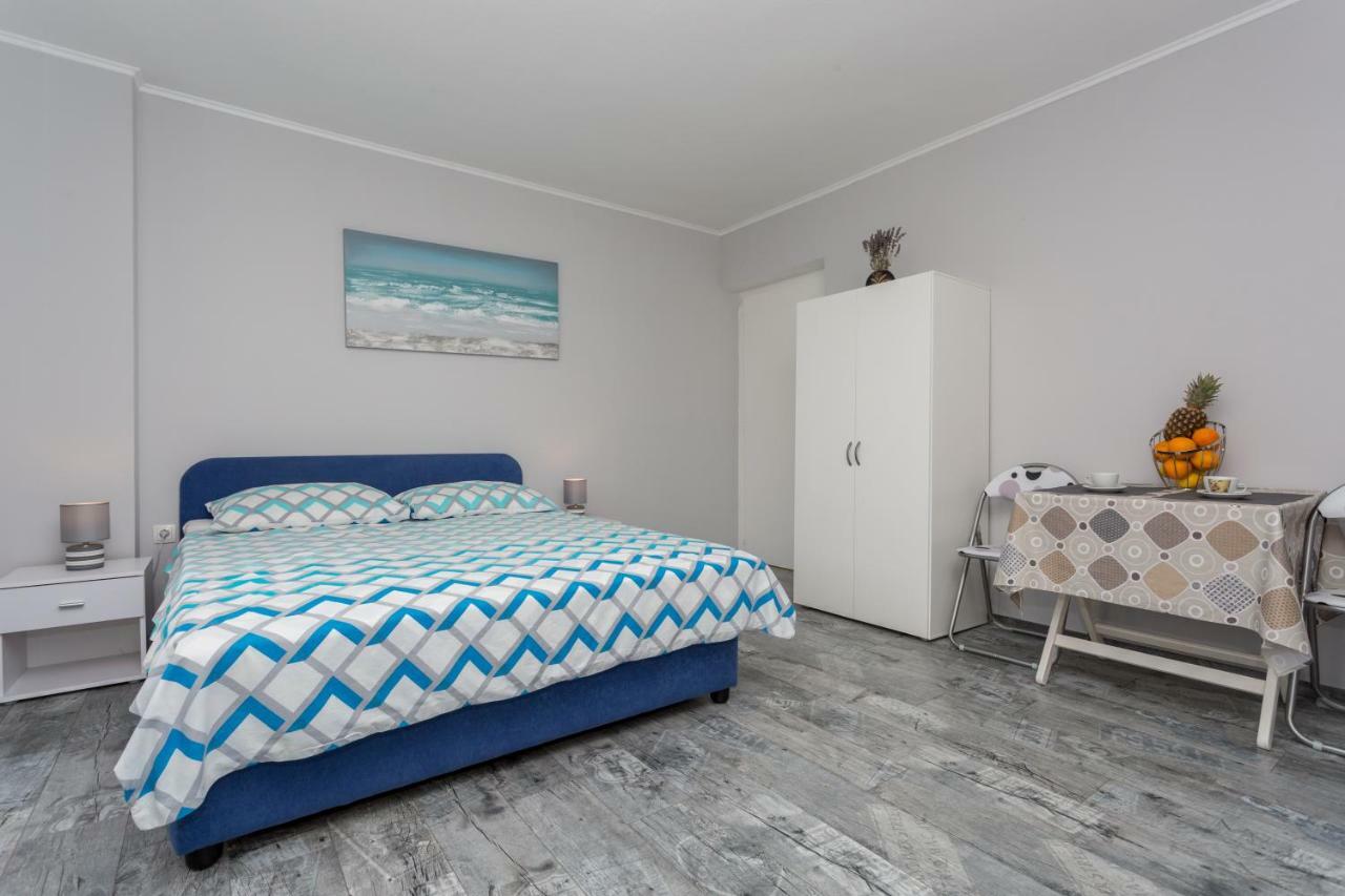 Studio Apartments Gilda Baška Extérieur photo
